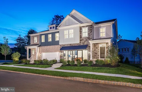 1815 HEMLOCK COURT #11101