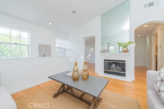 2310 Cascade Tustin, CA 92782