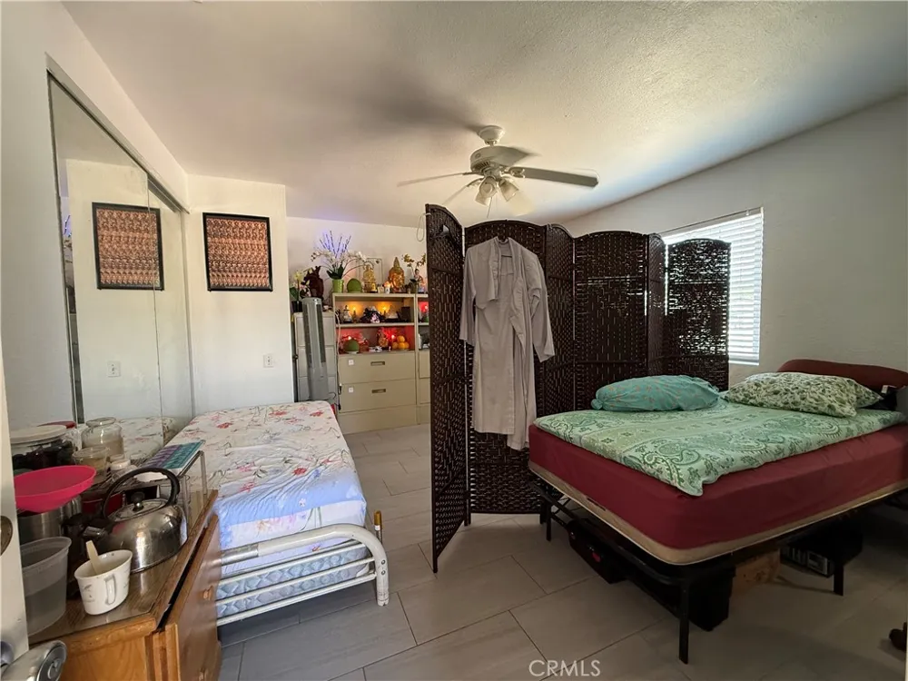 4728 W Henderson Pl Santa Ana, CA 92704