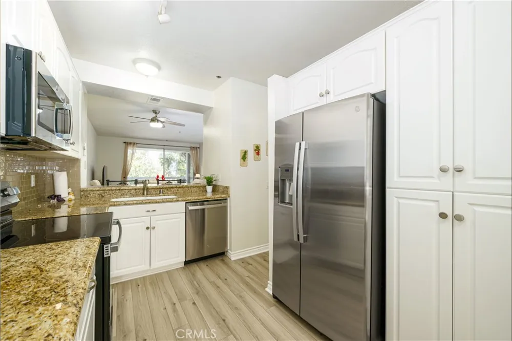 20301 Bluffside Circle #211 Huntington Beach, CA 92646
