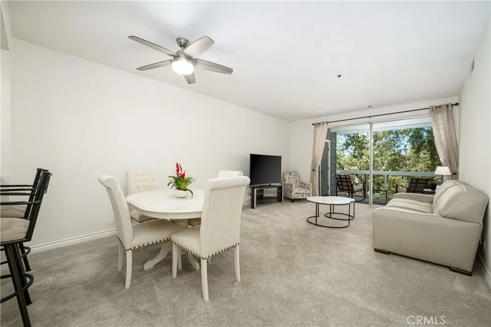 20301 Bluffside Circle #211 Huntington Beach, CA 92646