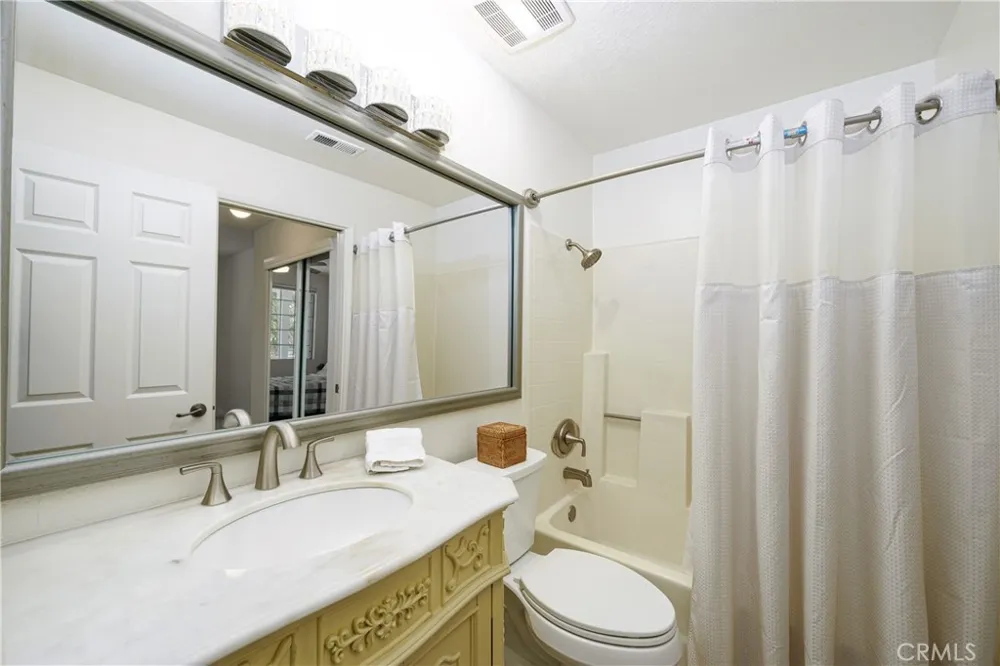 20301 Bluffside Circle #211 Huntington Beach, CA 92646
