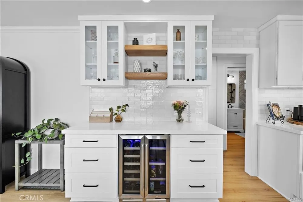 226 La Jolla Newport Beach, CA 92663