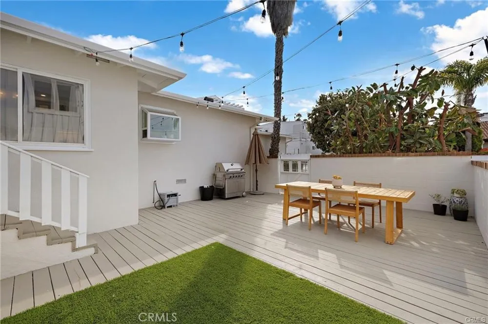 226 La Jolla Newport Beach, CA 92663
