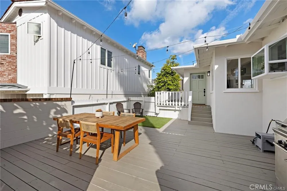 226 La Jolla Newport Beach, CA 92663