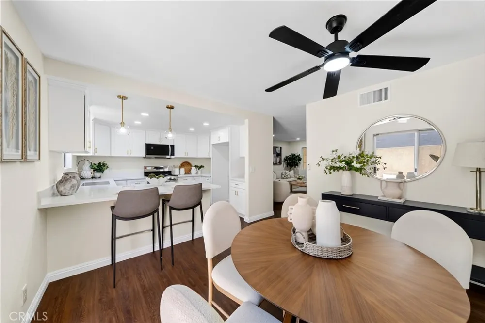 15365 Woodruff #8 Bellflower, CA 90706