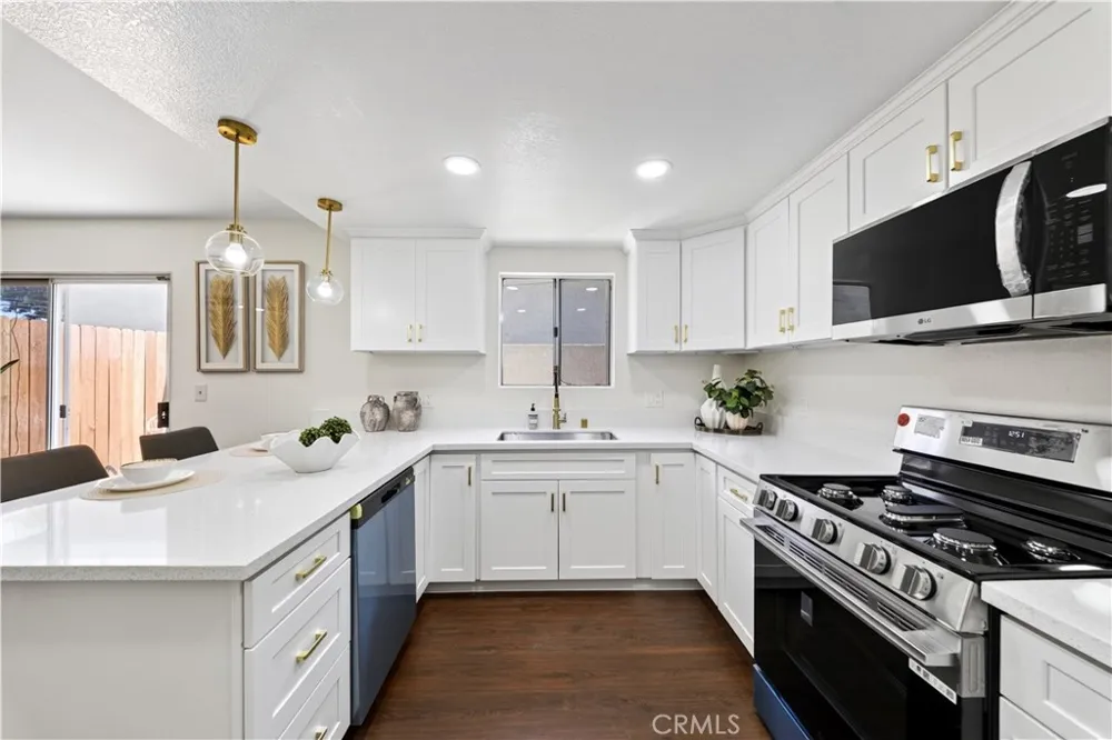 15365 Woodruff #8 Bellflower, CA 90706