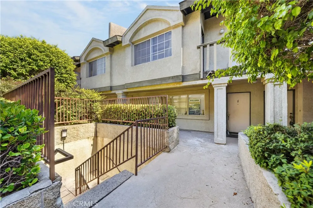 15365 Woodruff #8 Bellflower, CA 90706