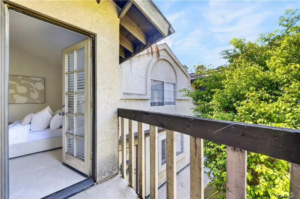 15365 Woodruff #8 Bellflower, CA 90706