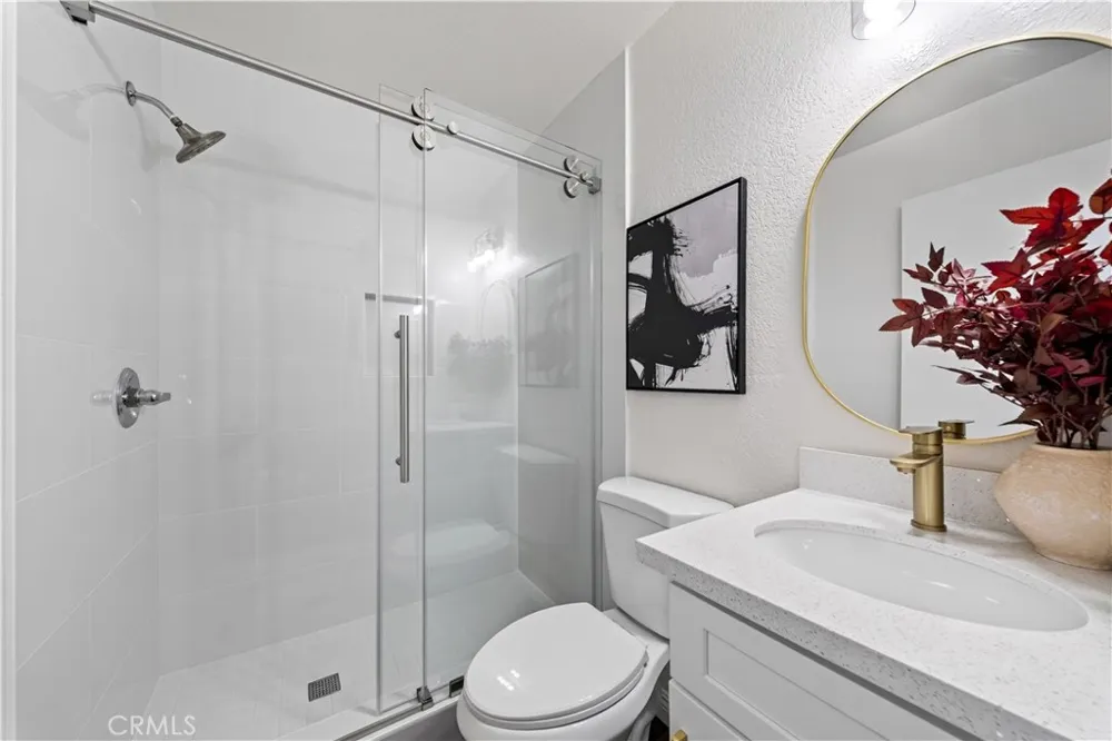 15365 Woodruff #8 Bellflower, CA 90706