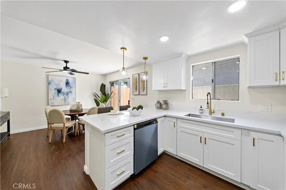 15365 Woodruff #8 Bellflower, CA 90706