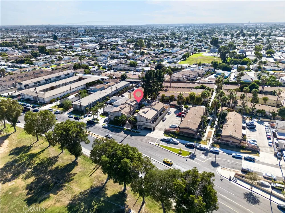 15365 Woodruff #8 Bellflower, CA 90706