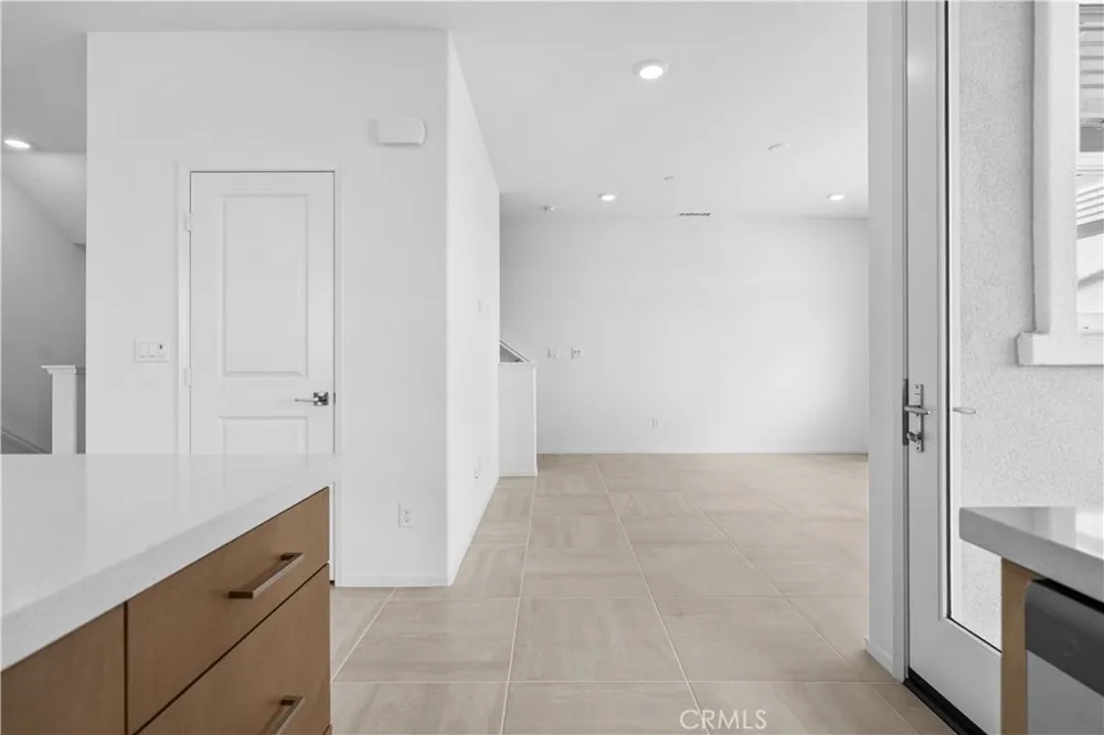 16128 Currant Lane Chino, CA 91708