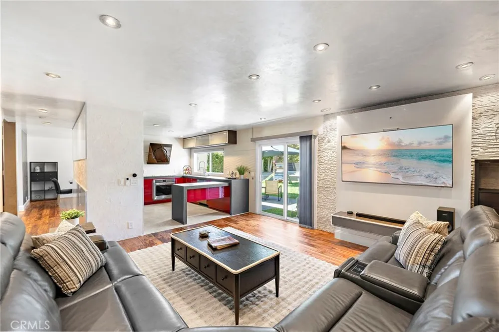 22051 Salcedo Mission Viejo, CA 92691