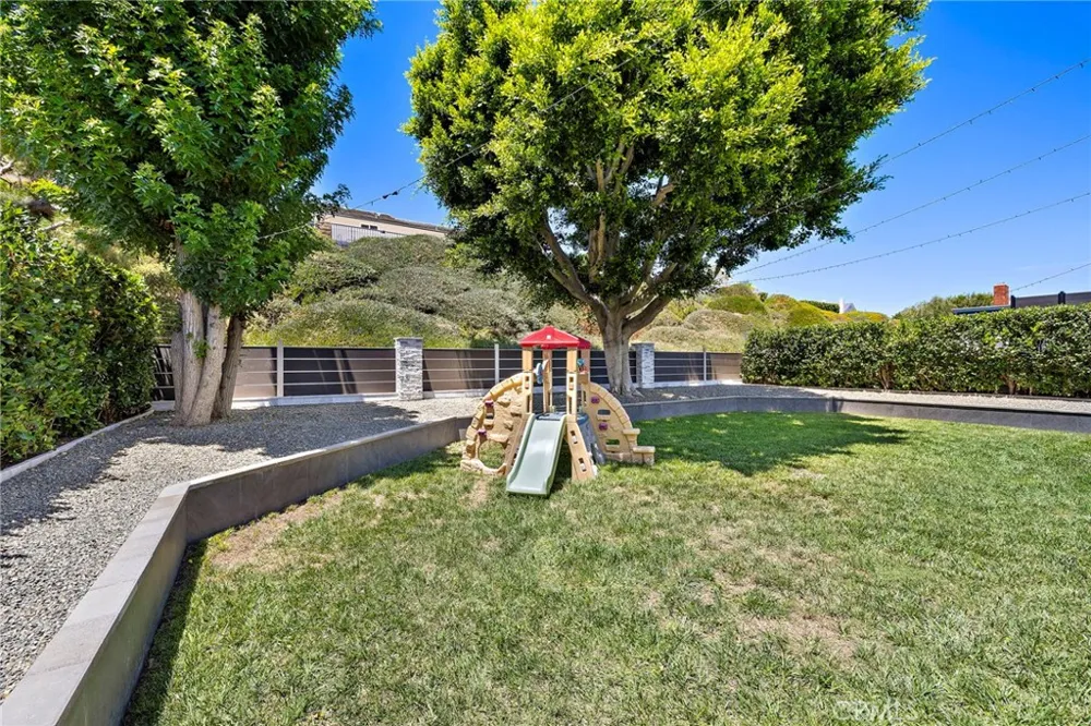 22051 Salcedo Mission Viejo, CA 92691