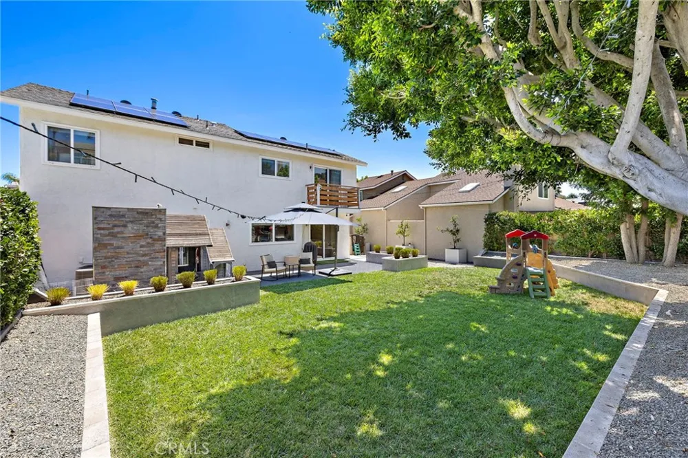 22051 Salcedo Mission Viejo, CA 92691