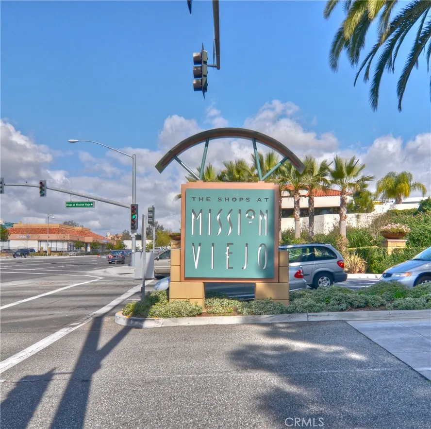 22051 Salcedo Mission Viejo, CA 92691