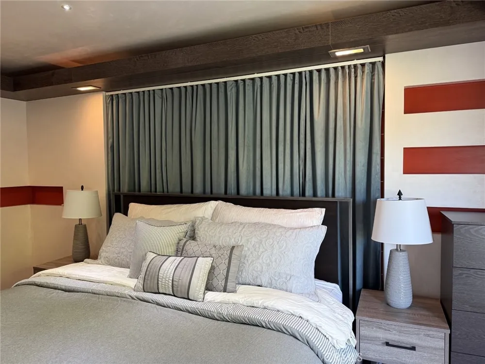 22051 Salcedo Mission Viejo, CA 92691