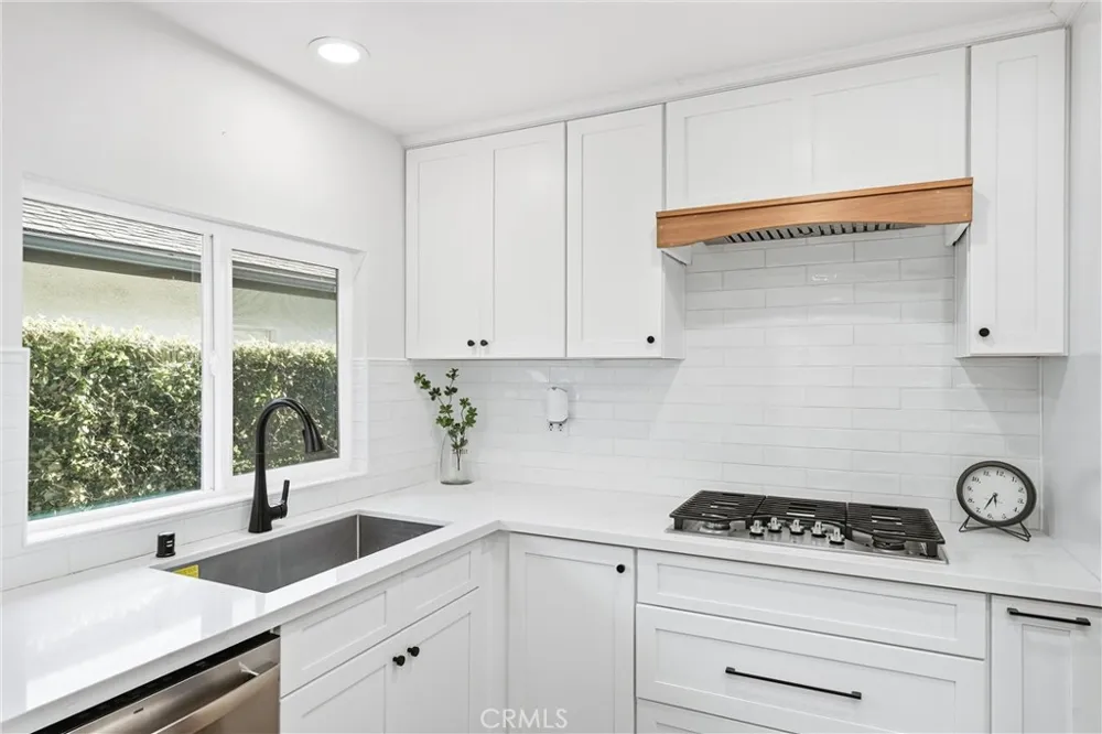 1467 Kathleen Orange, CA 92867
