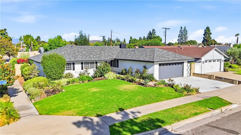 1467 Kathleen Orange, CA 92867