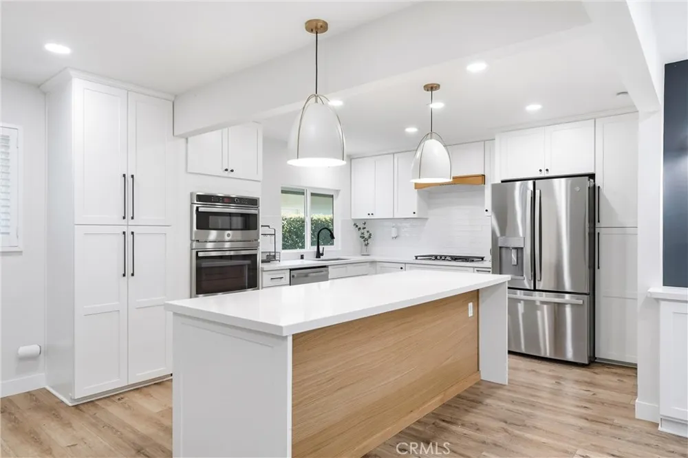 1467 Kathleen Orange, CA 92867