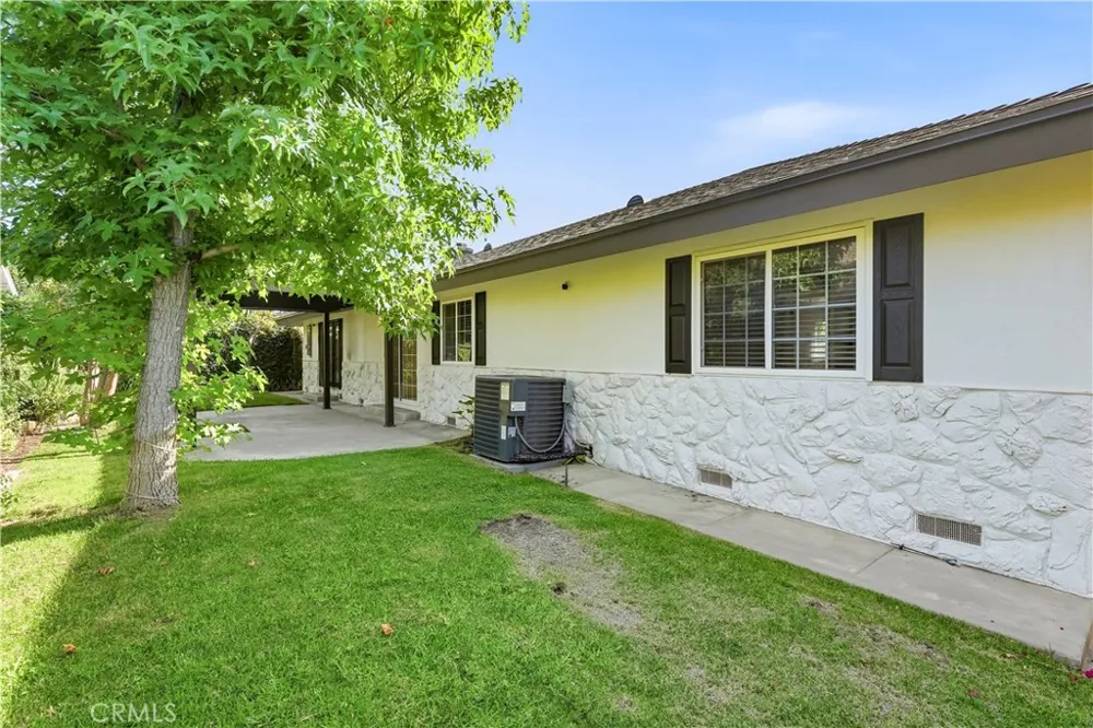1467 Kathleen Orange, CA 92867