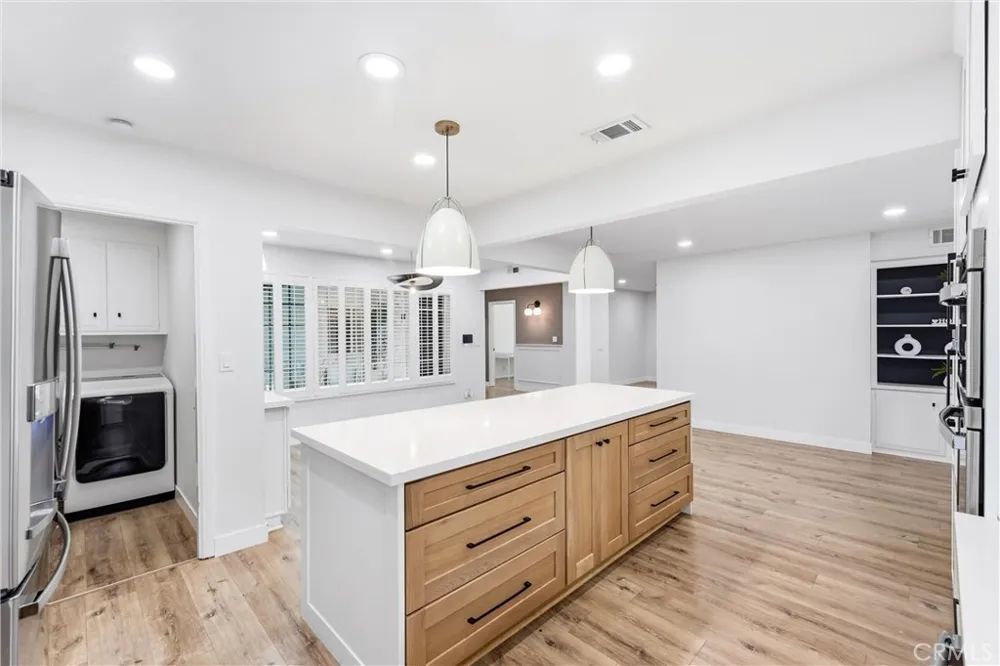 1467 Kathleen Orange, CA 92867