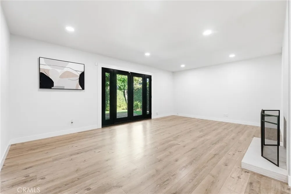 1467 Kathleen Orange, CA 92867
