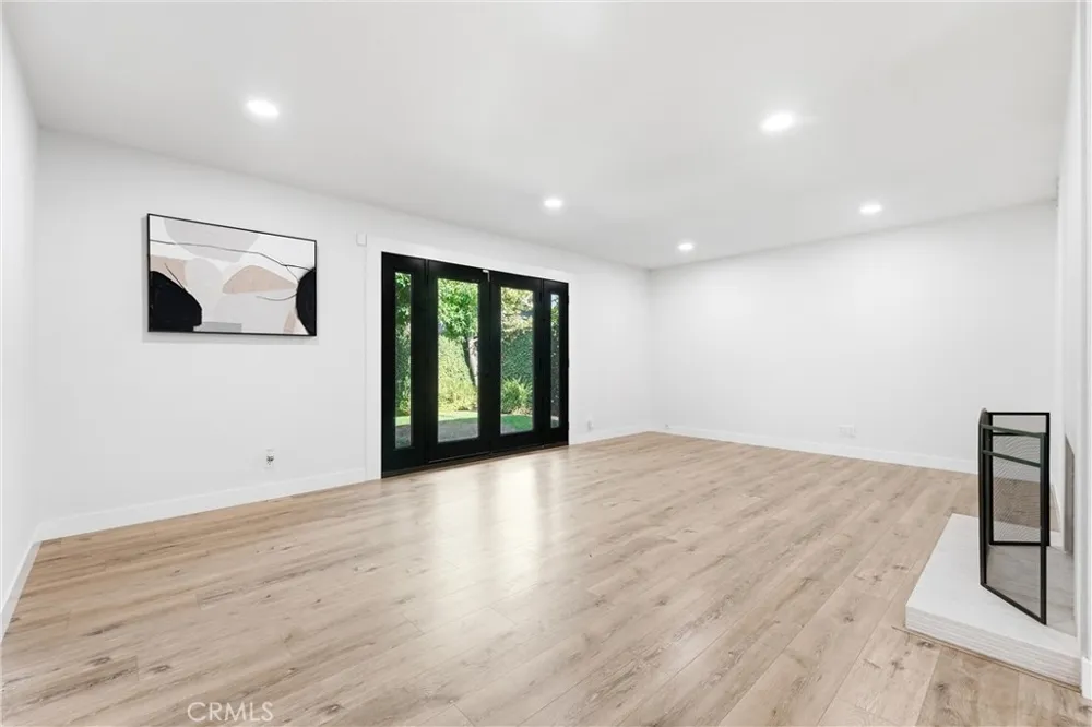 1467 Kathleen Orange, CA 92867