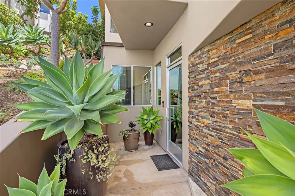 2166 Ruby Place Laguna Beach, CA 92651