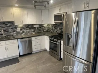 27535 Nivelada Mission Viejo, CA 92692
