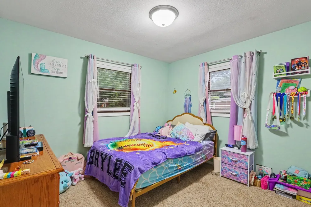1830 Kings Court Muskegon, MI 49445