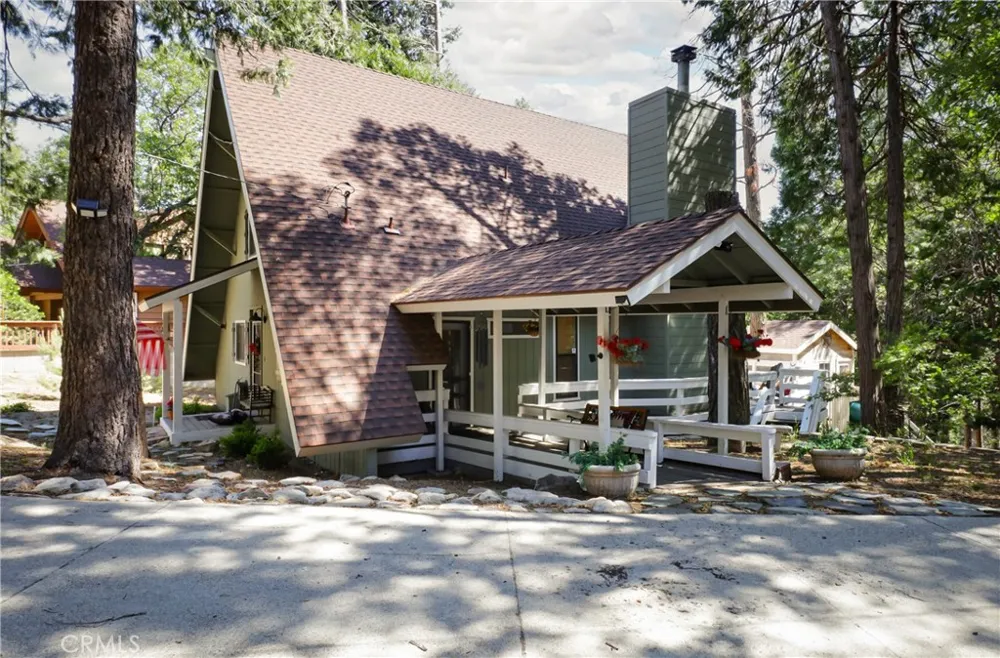 10821 Ponderosa Wofford Heights, CA 93285