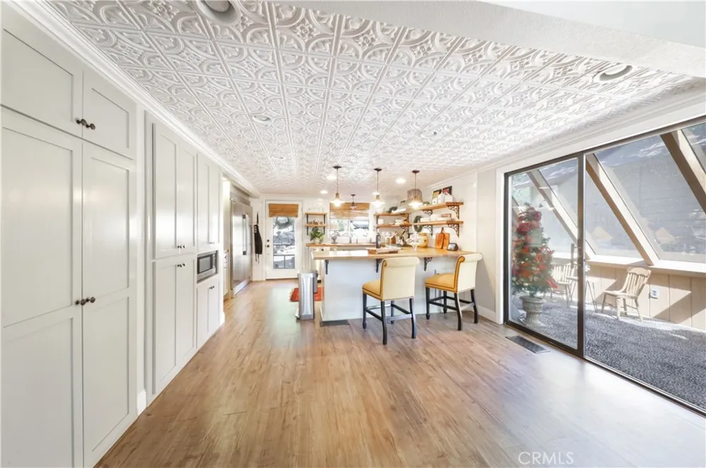 10821 Ponderosa Wofford Heights, CA 93285