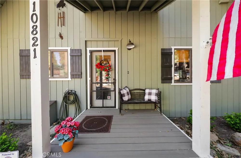 10821 Ponderosa Wofford Heights, CA 93285