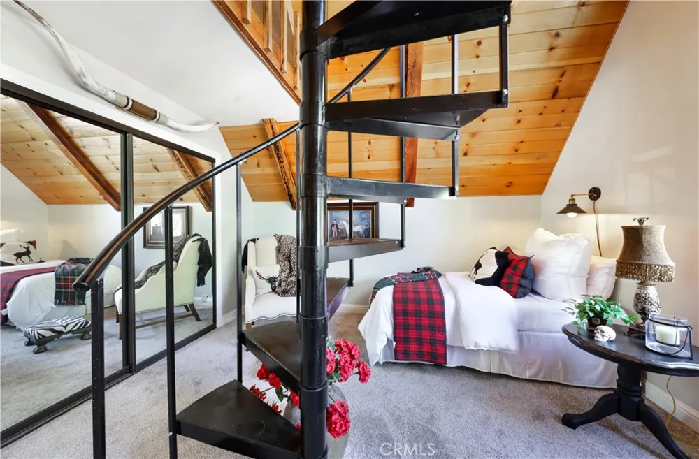 10821 Ponderosa Wofford Heights, CA 93285