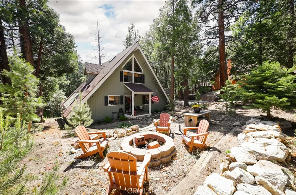 10821 Ponderosa Wofford Heights, CA 93285