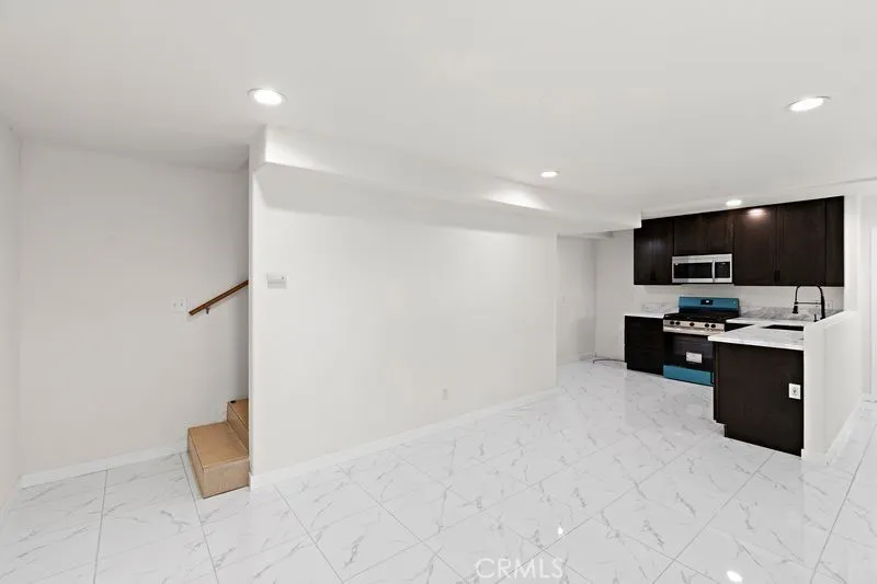 1578 San Bernardino Costa Mesa, CA 92627