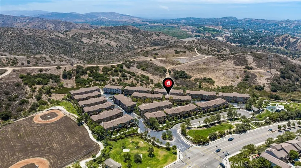 8475 E Kendra Loop Orange, CA 92867