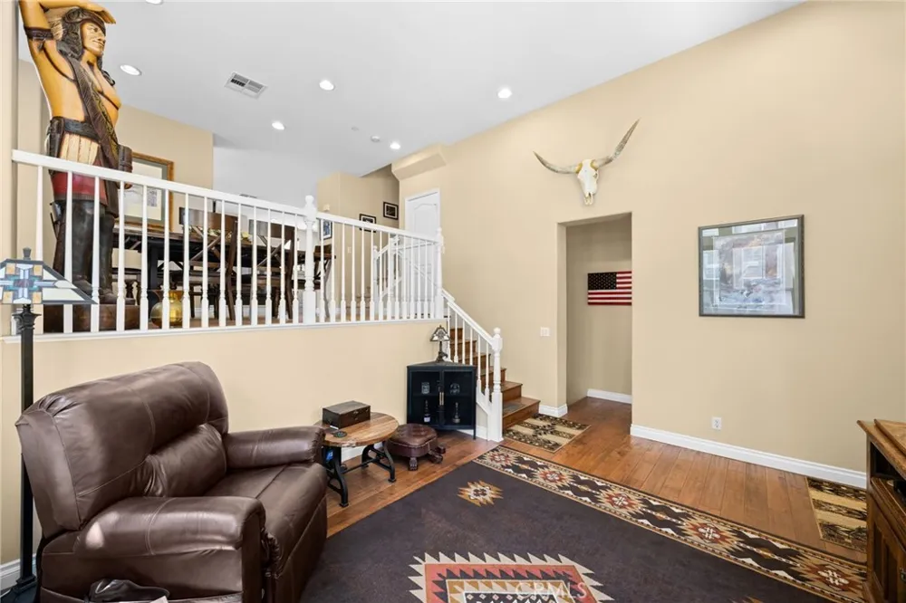 8475 E Kendra Loop Orange, CA 92867