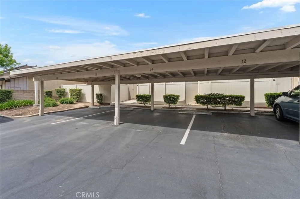 14 Greenleaf Irvine, CA 92604