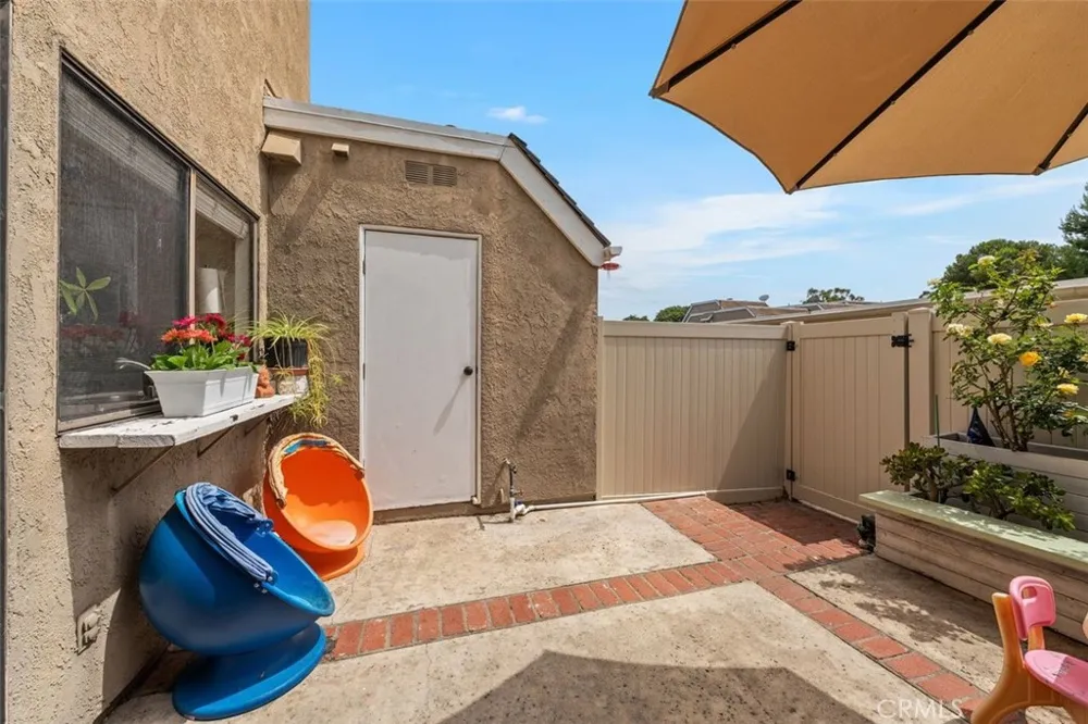 14 Greenleaf Irvine, CA 92604