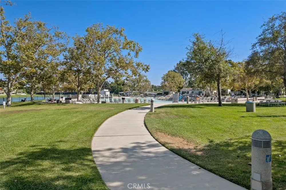 14 Greenleaf Irvine, CA 92604