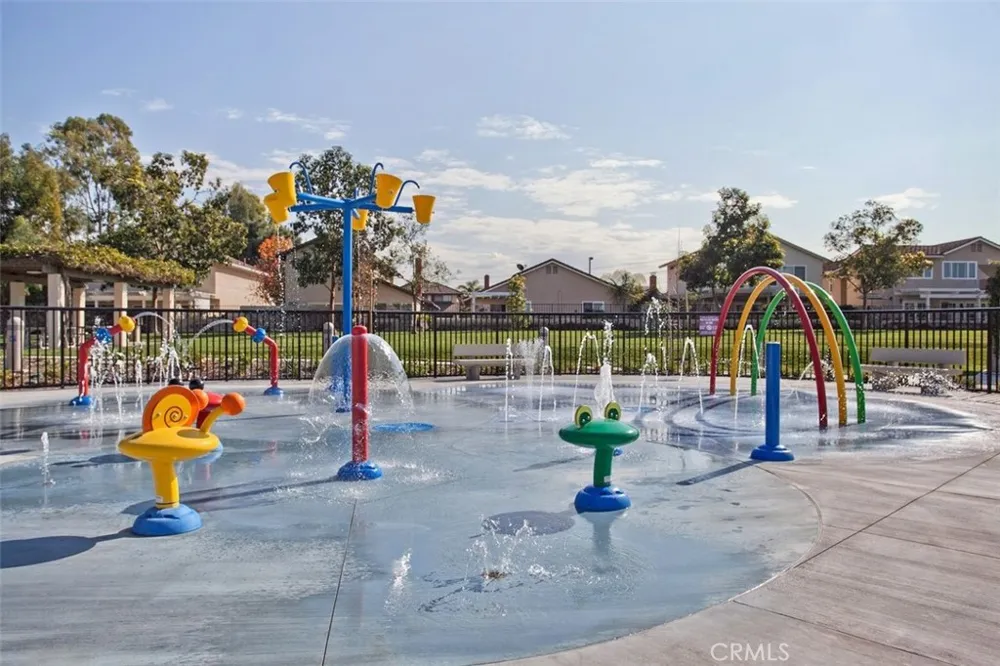 14 Greenleaf Irvine, CA 92604