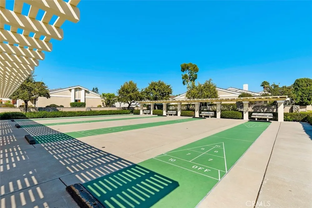14 Greenleaf Irvine, CA 92604