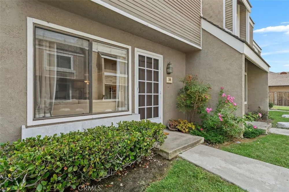 14 Greenleaf Irvine, CA 92604