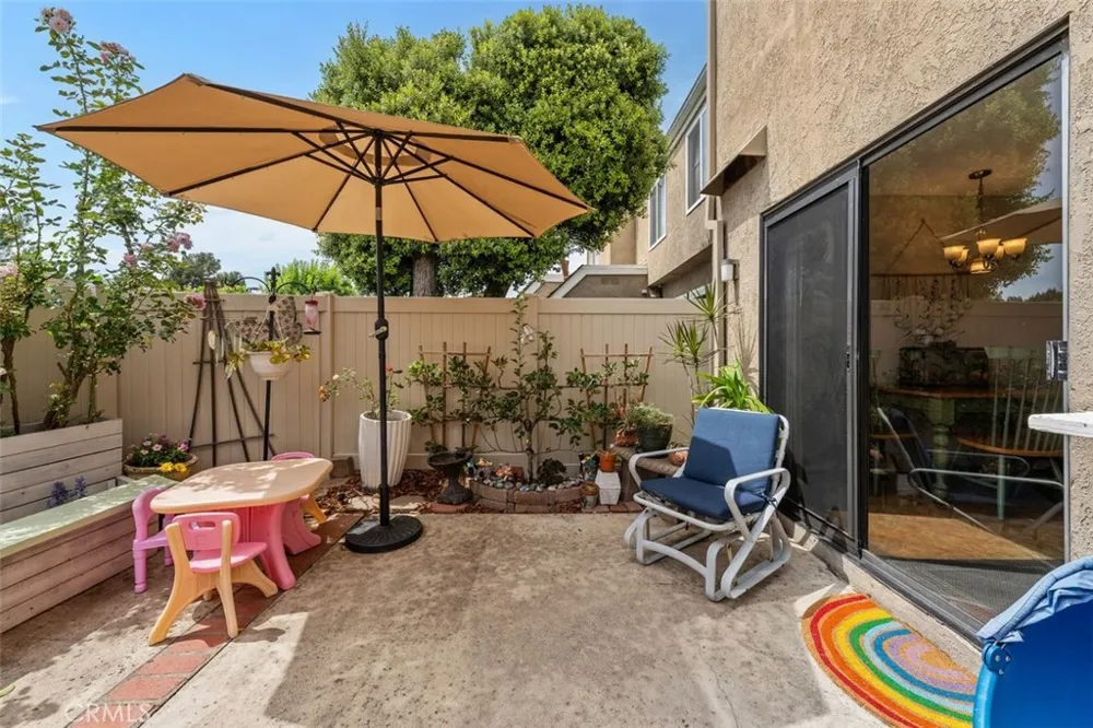 14 Greenleaf Irvine, CA 92604