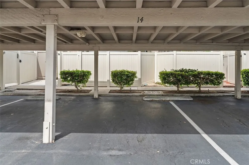 14 Greenleaf Irvine, CA 92604