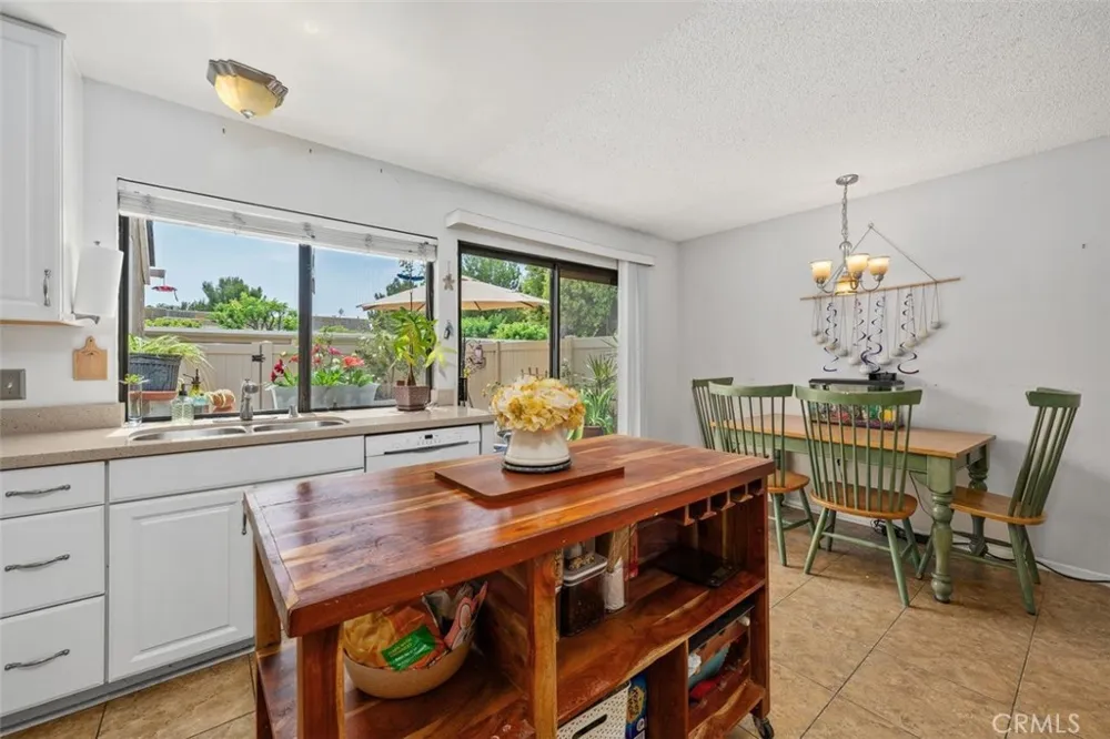 14 Greenleaf Irvine, CA 92604