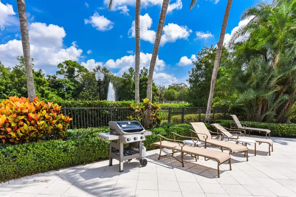4907 Midtown Lane #1212 Palm Beach Gardens, FL 33418